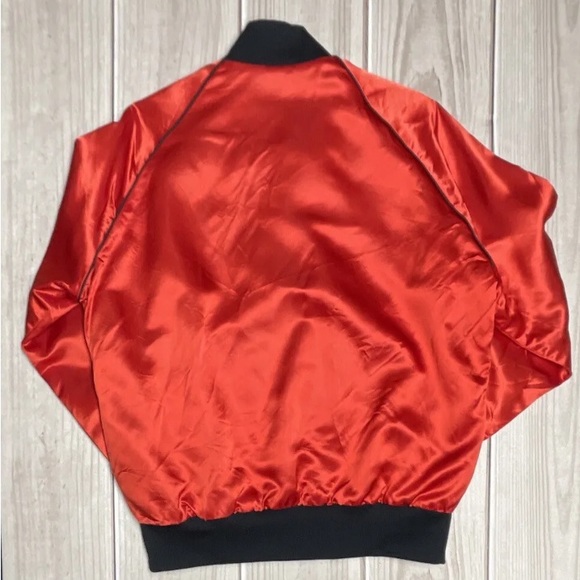 California Size Medium Satin Bomber Style Jacket Red With Ferrari Logo - Picture 9 of 11